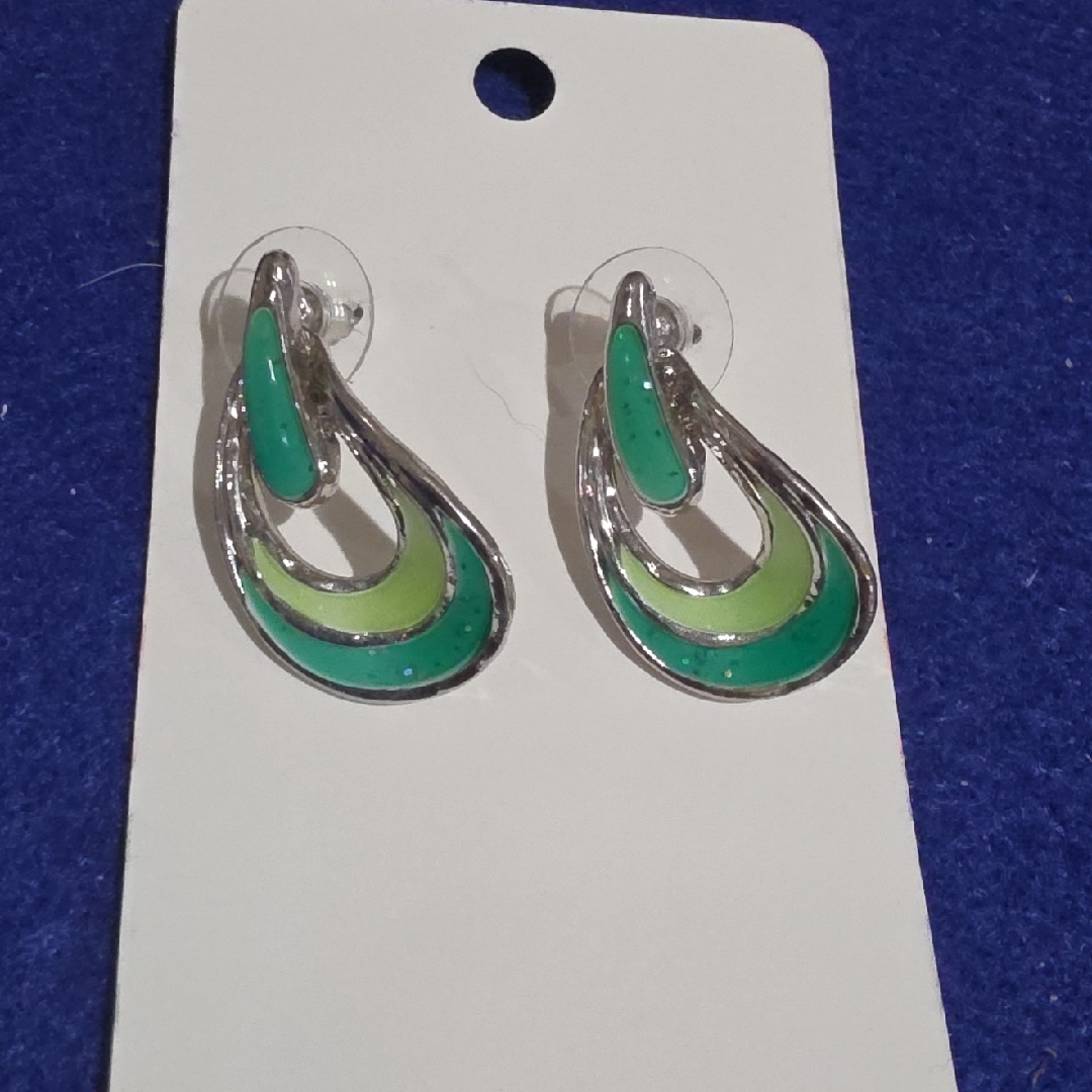 Silver Teardrop Earrings With Bright Green And Lime Enamel 23$